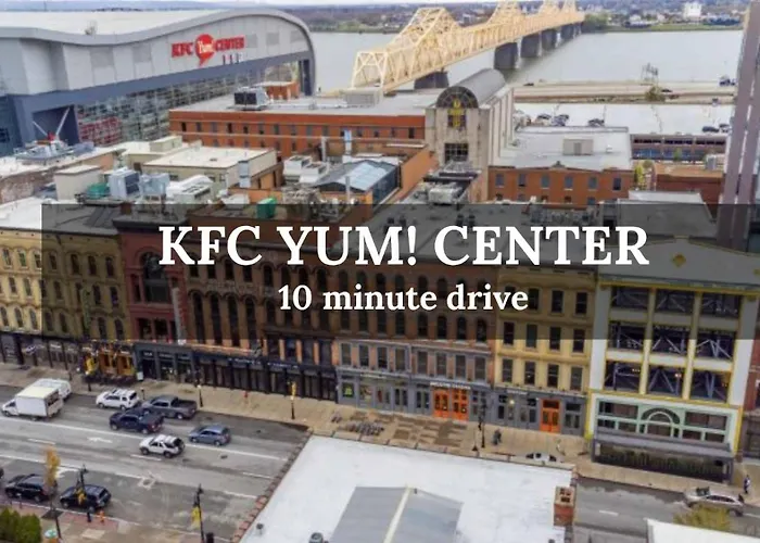Stylish Retreat Walkable To Bars & Restaurants