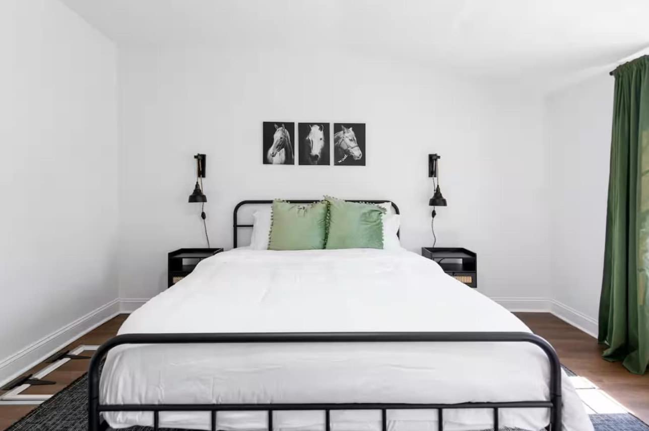 Stylish Retreat Walkable To Bars & Restaurants *