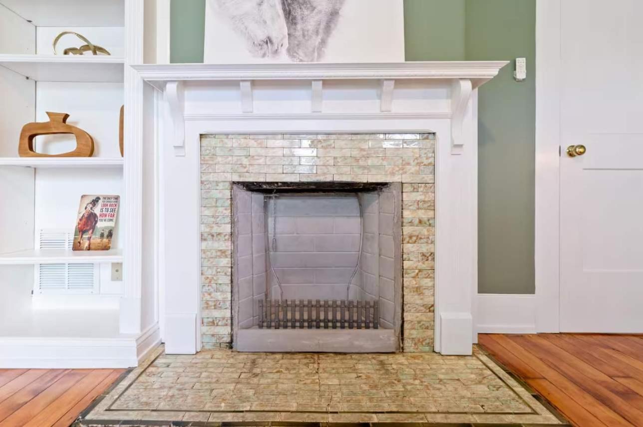 Stylish Retreat Walkable To Bars & Restaurants Holiday home *